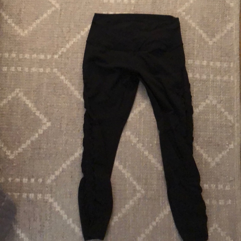 Lululemon black leggings size 8